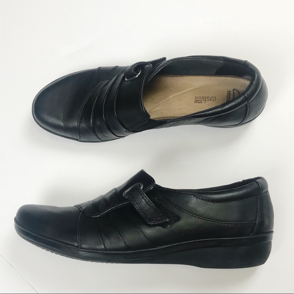 CLARKS Soft Cushion Black Leather Low Heel Loafers